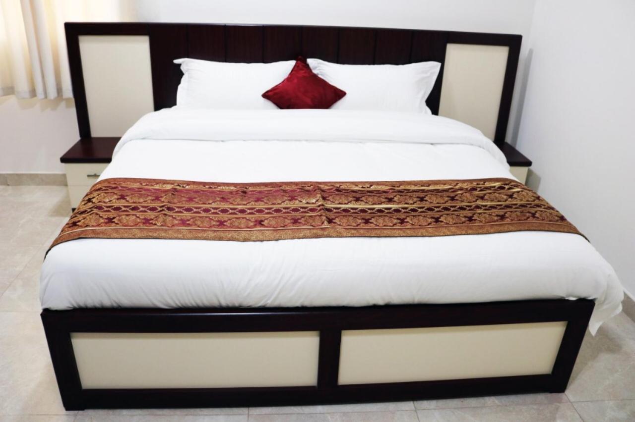 Roza Hotel Apartments มัสกัต ภายนอก รูปภาพ