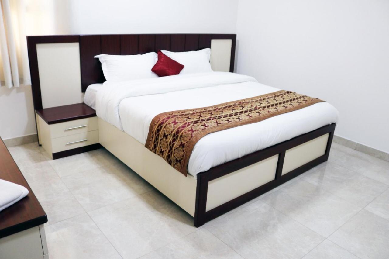 Roza Hotel Apartments มัสกัต ภายนอก รูปภาพ