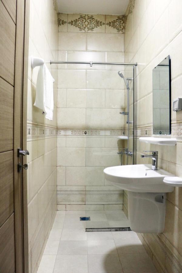 Roza Hotel Apartments มัสกัต ภายนอก รูปภาพ