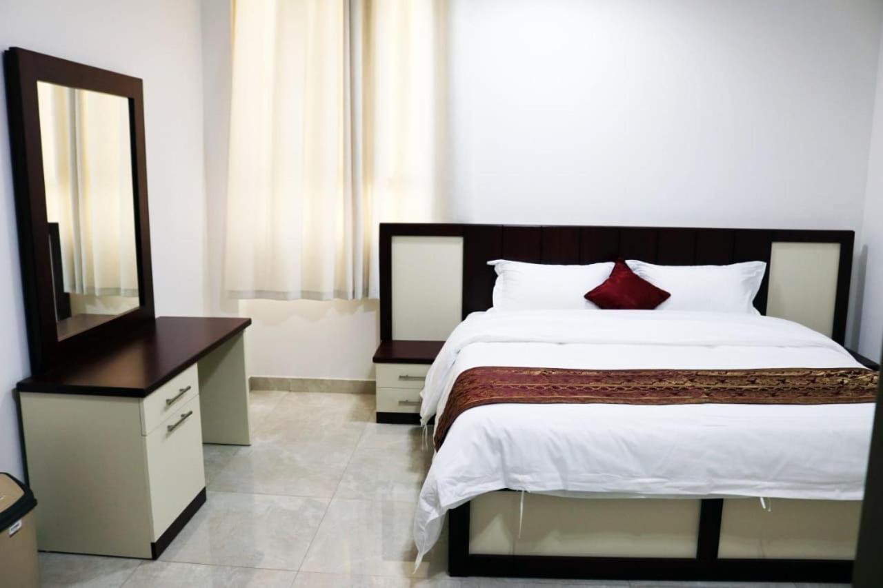 Roza Hotel Apartments มัสกัต ภายนอก รูปภาพ